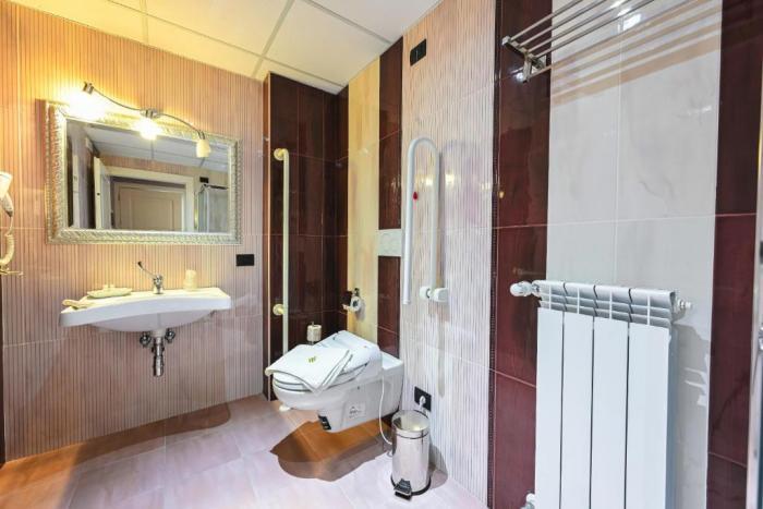 Hotel Mastrodattia Celano Rom bilde